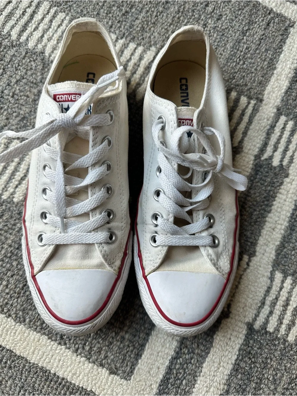 Converse white canvas